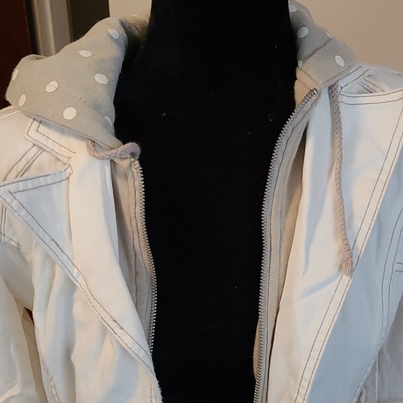 Hooded Blazer - Picture 2 of 7